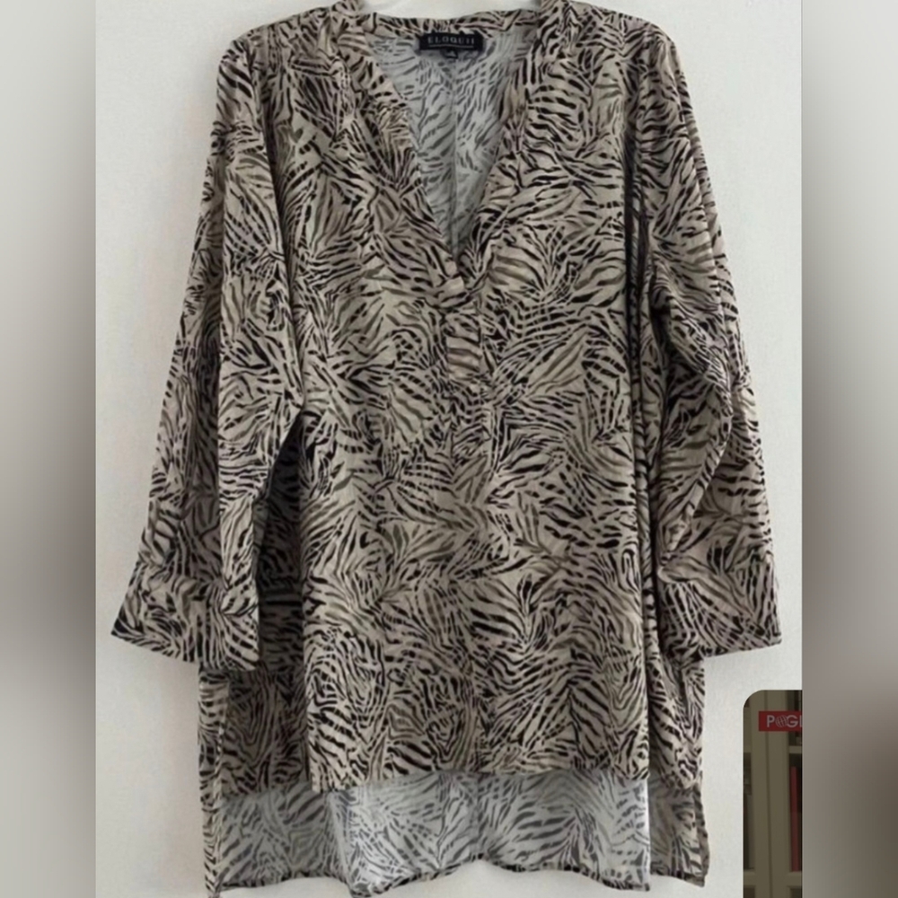 ELOQUII Women's Top SIZE 18 (XL) long Slevees Vneck